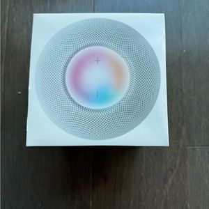 Apple HomePod Mini box